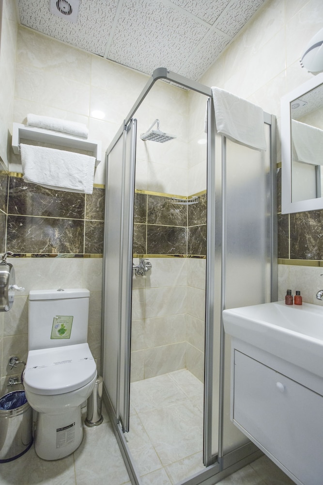 Istanbul Fair Hotel 48/50