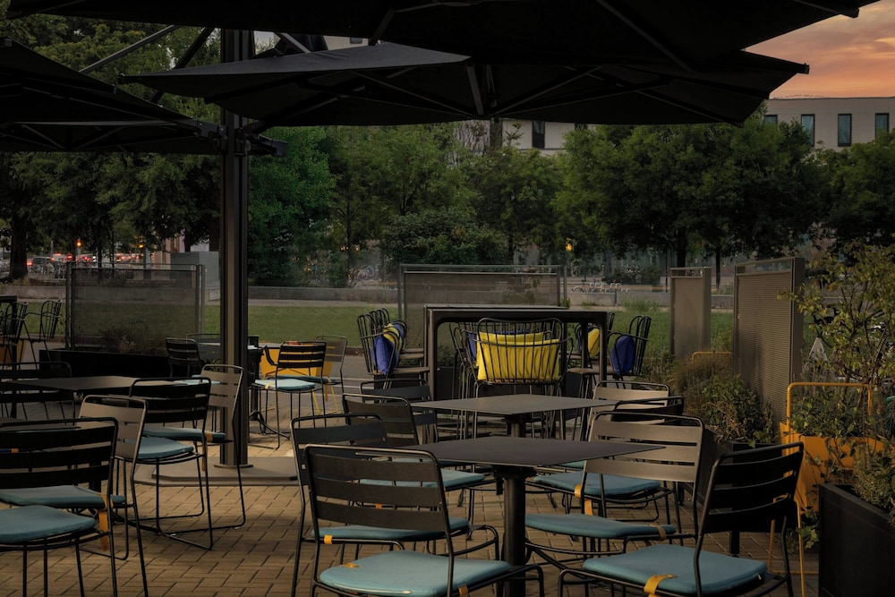Aloft Strasbourg Etoile 33/50
