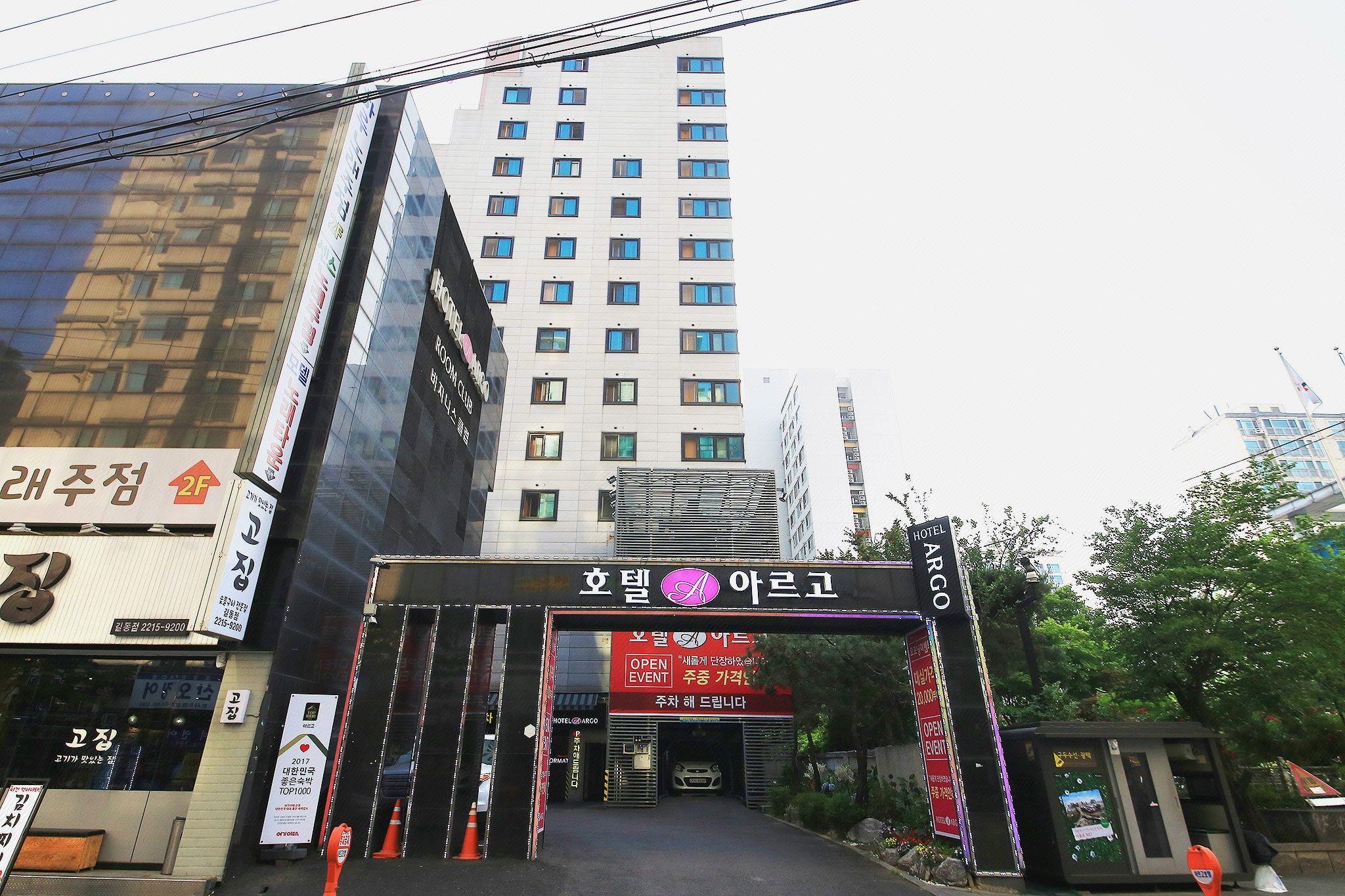 HOTEL ARGO 8/48