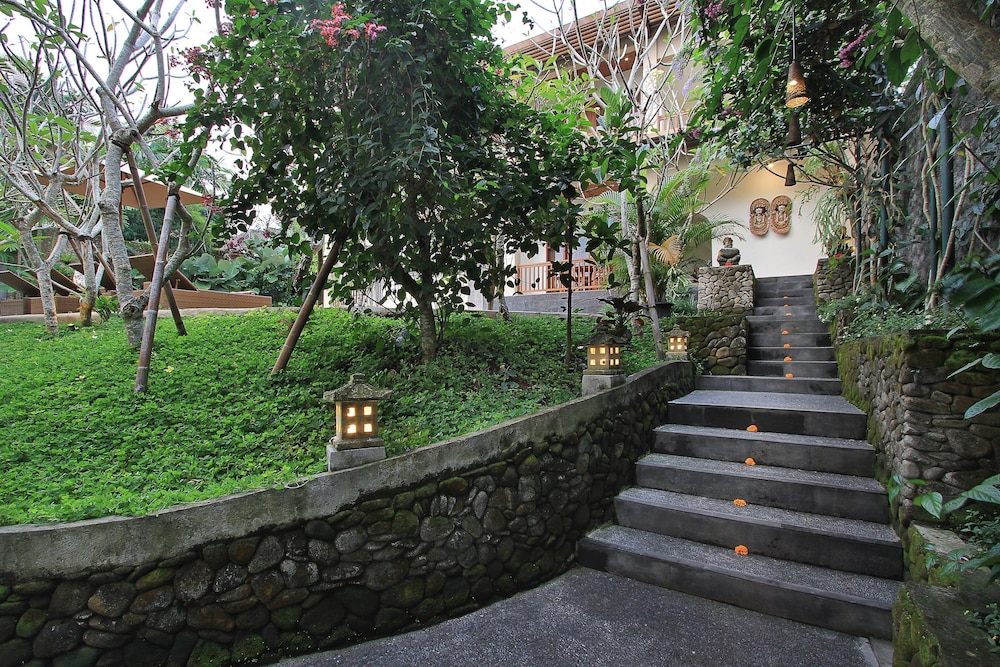 Tebesaya Cottages 23/33