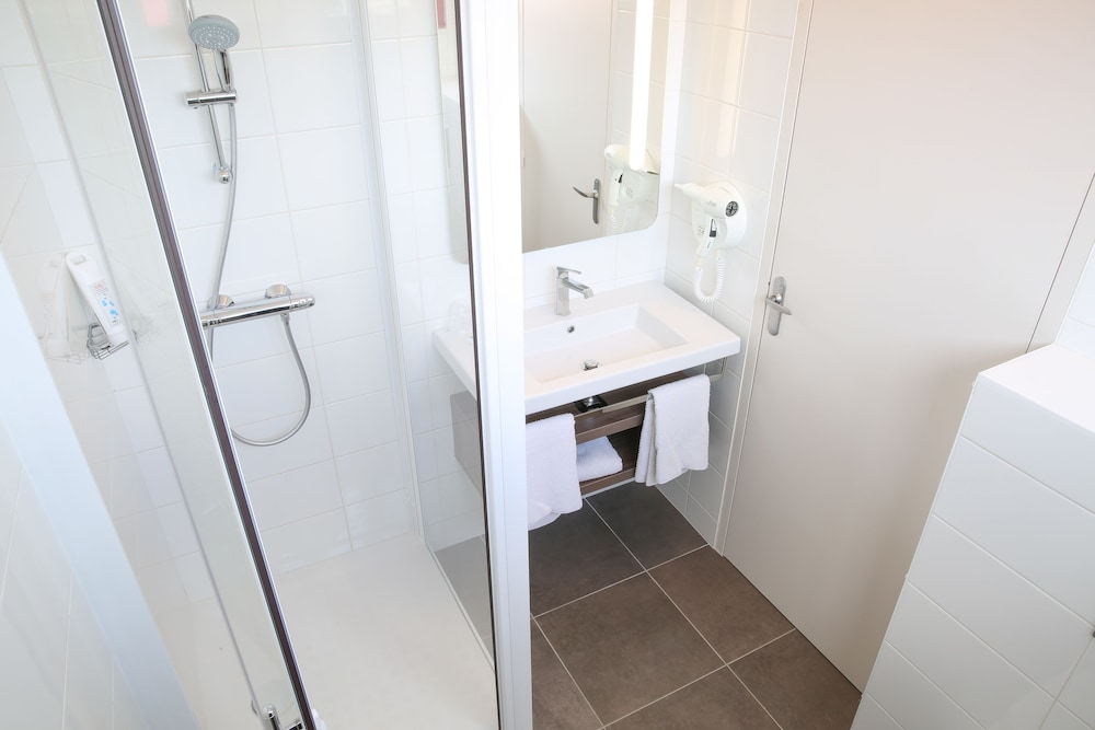 Ibis Budget Rennes Cesson 15/63
