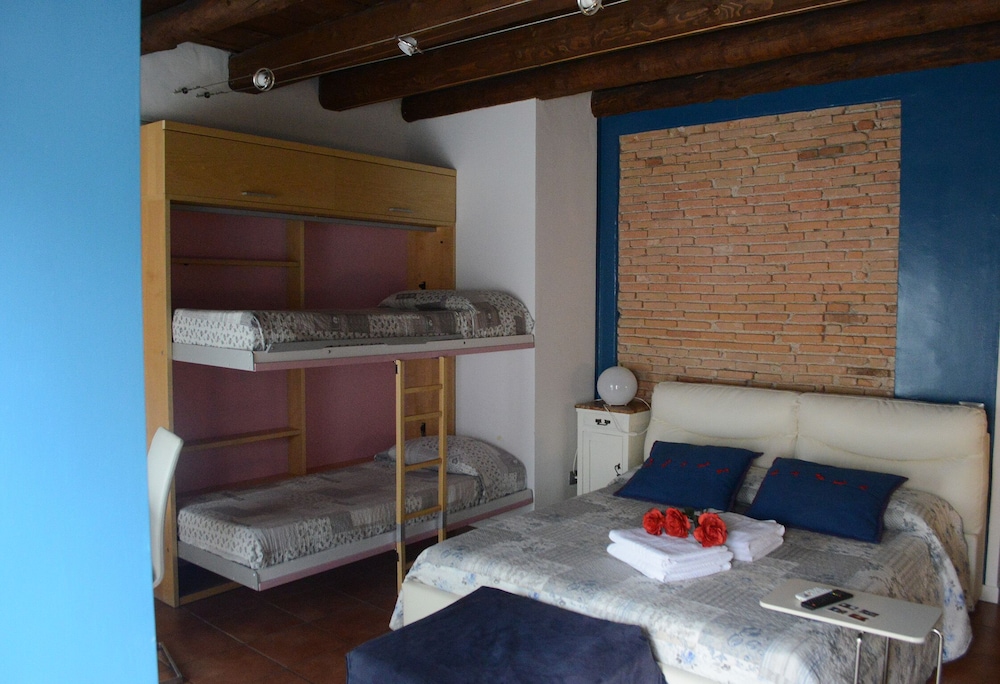 Bed And Breakfast Storico 38/50