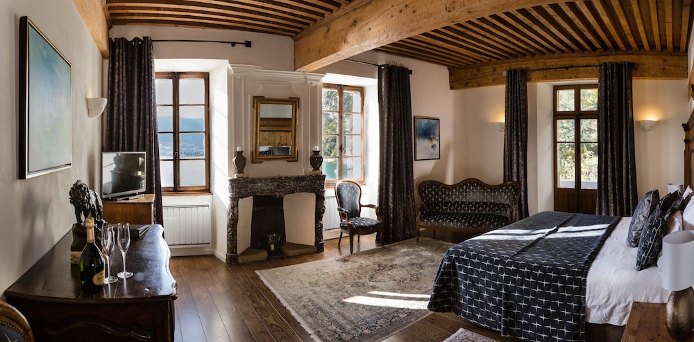 Abbaye de Talloires 50/50