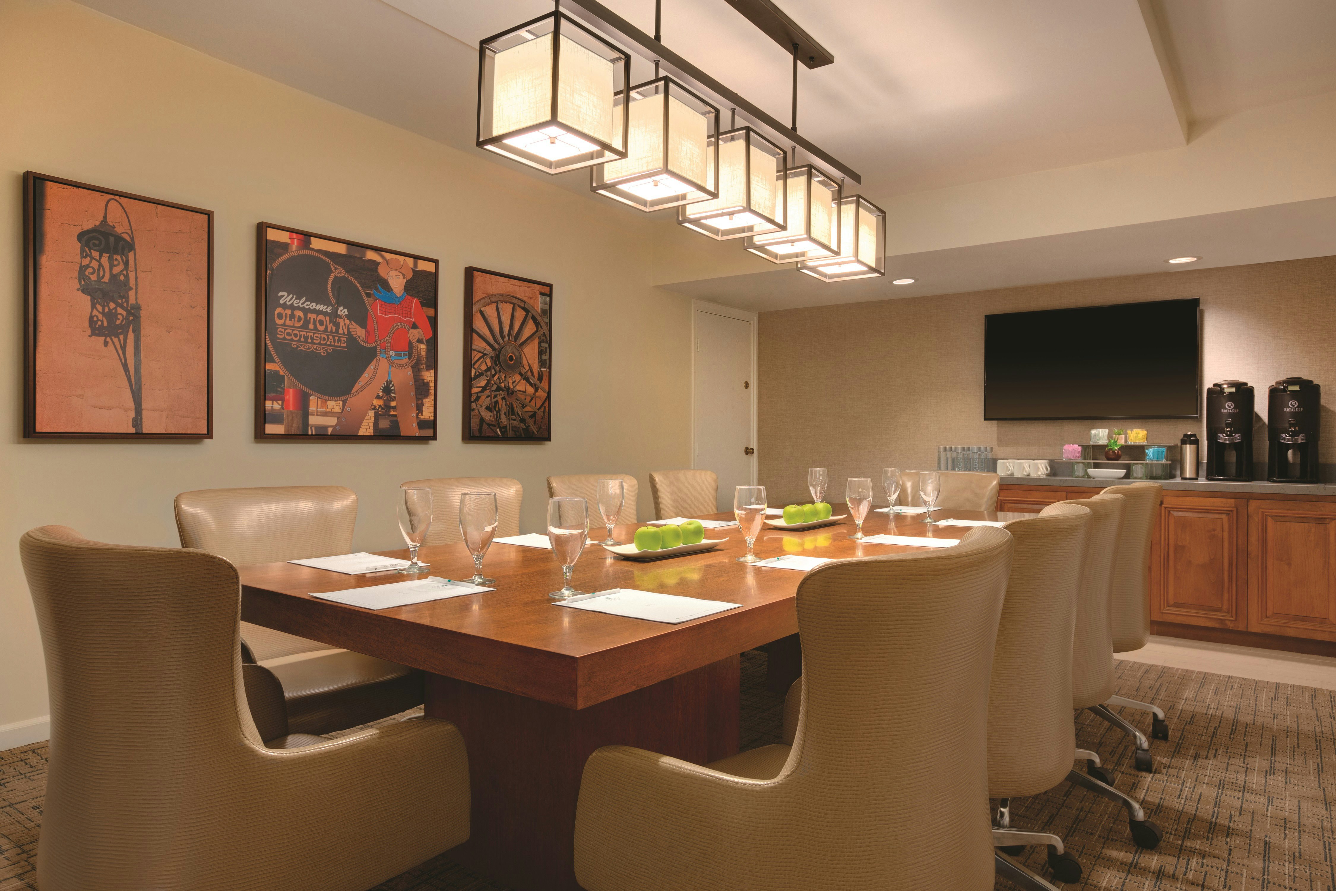 Embassy Suites by Hilton Scottsdale Resort 52/63