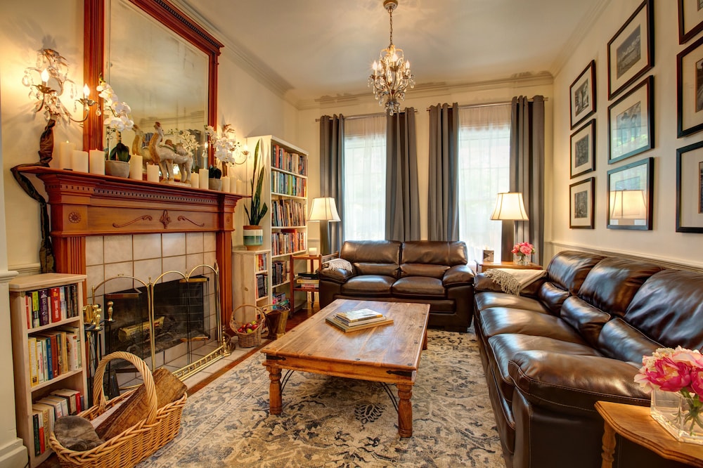 Dunbar House Inn And Event Property 25/50