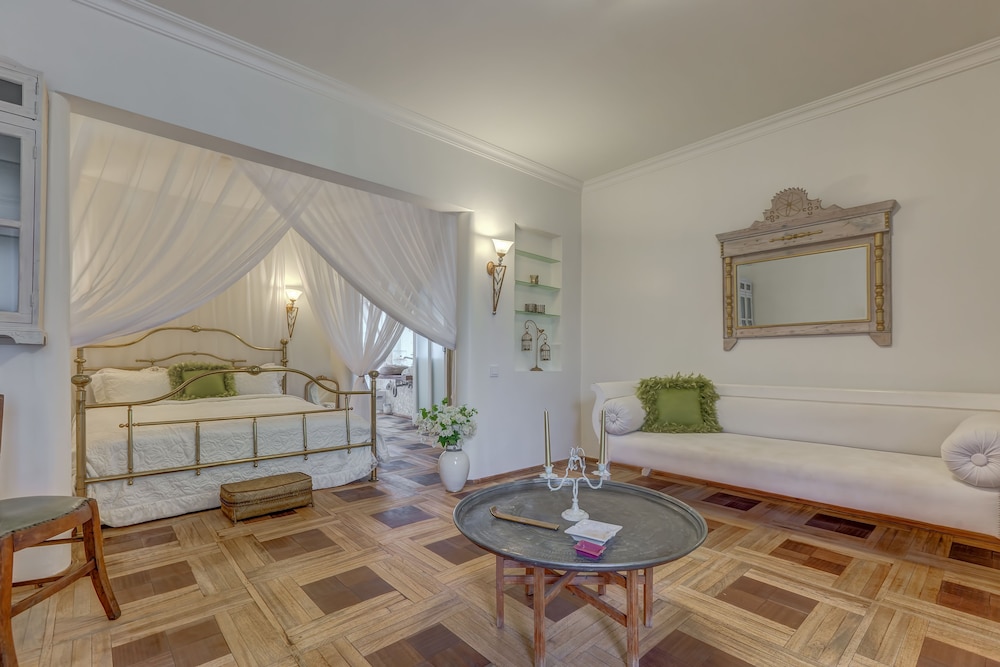 Olympos Lodge 28/50