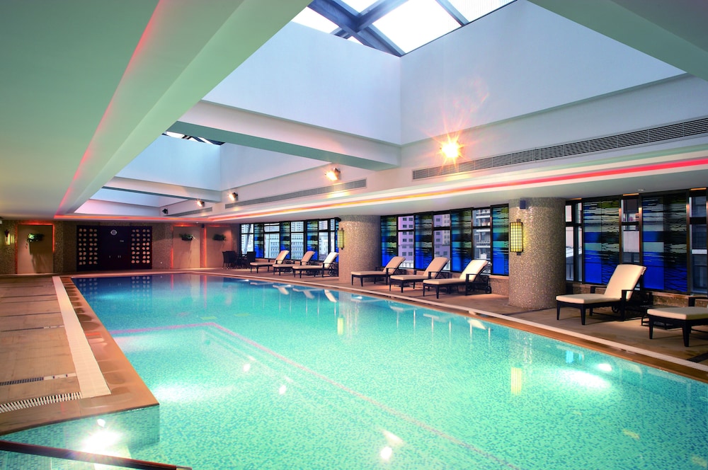 Swissotel Grand Shanghai 27/47