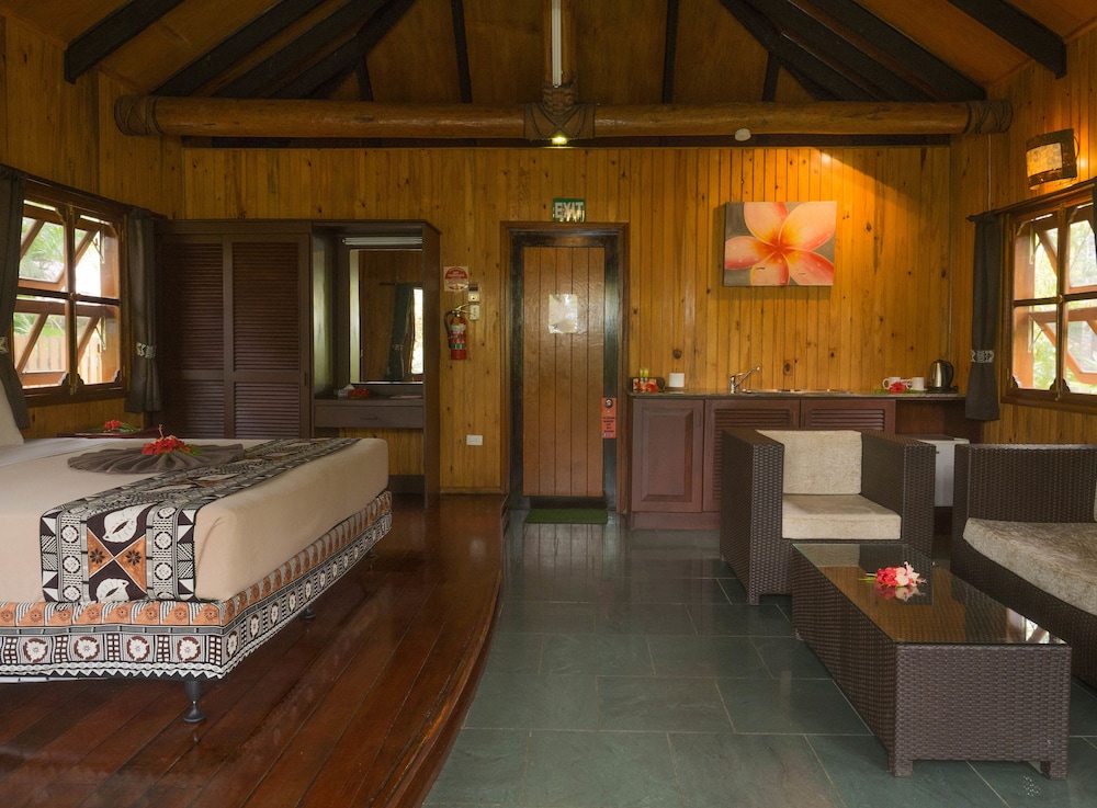 Uprising Beach Resort 61/72