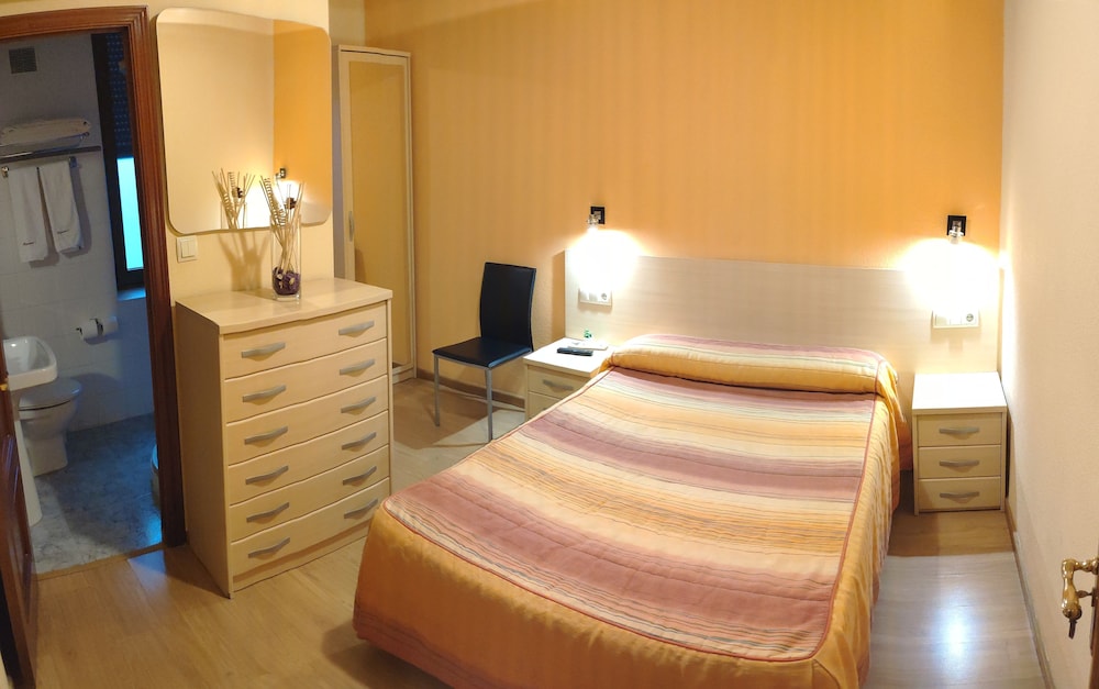 Hostal Hispanico I 8/21
