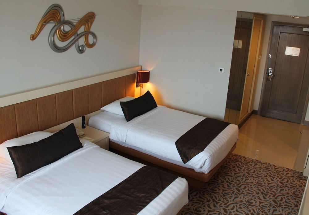 Verwood Hotel & Service Residence 11/50