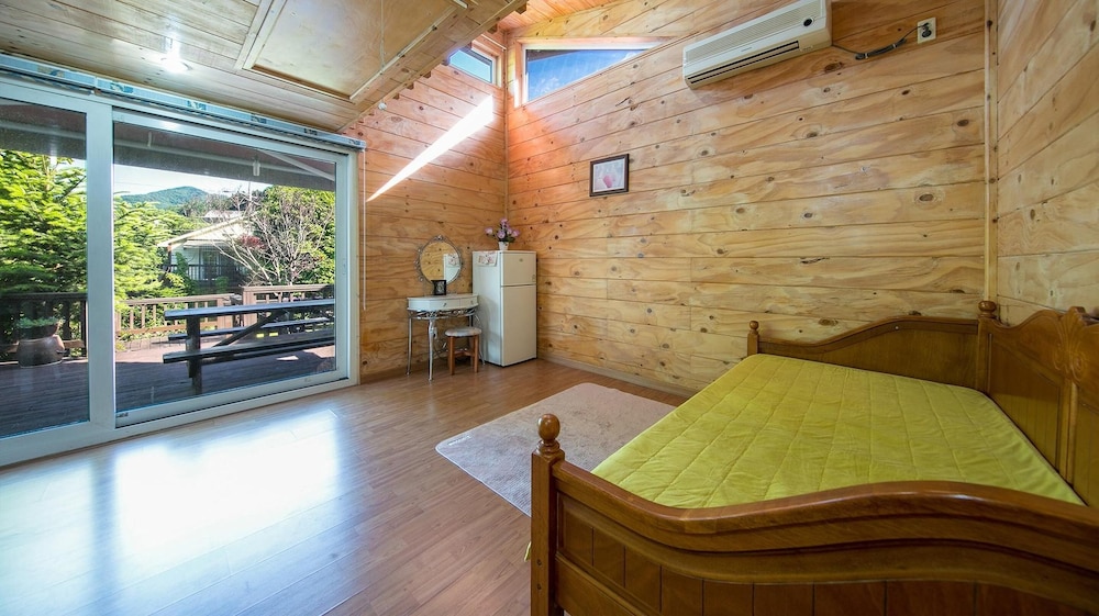 Hongcheon Lime Orange Pension 17/49