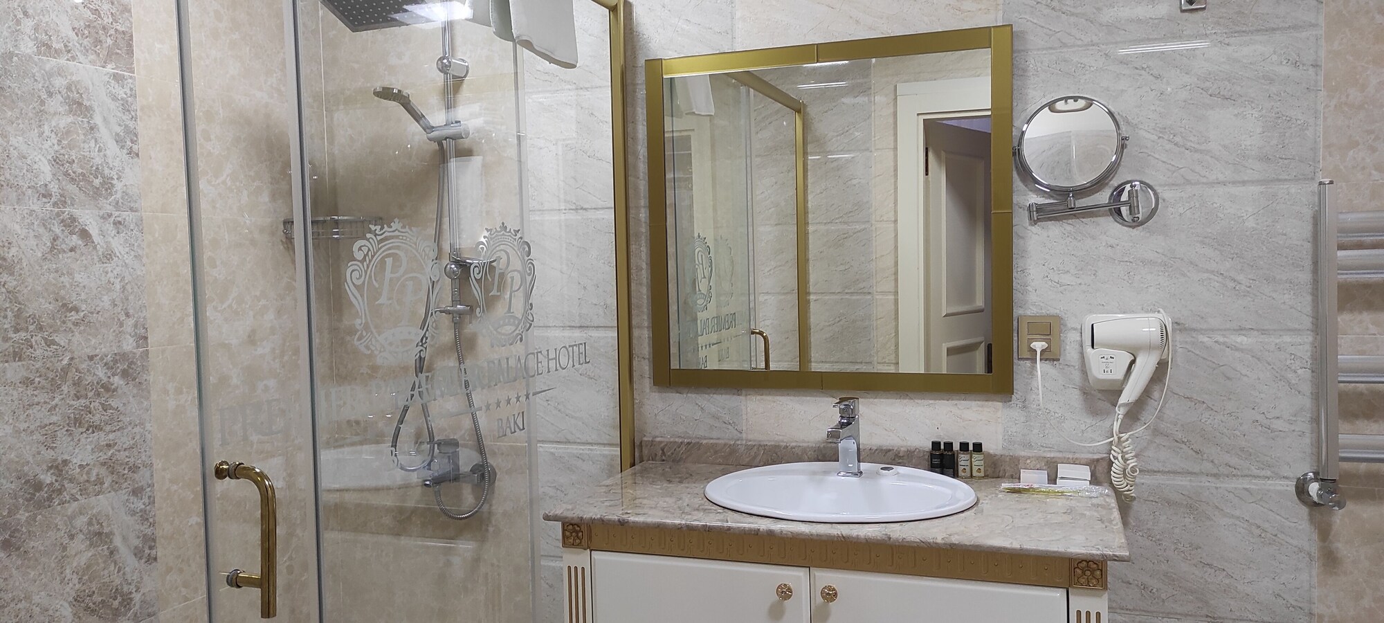 Superior Suite
