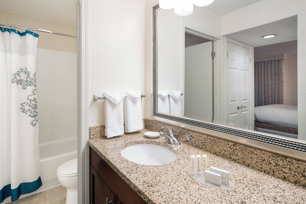 Residence Inn Costa Mesa Newport Beach 11/38