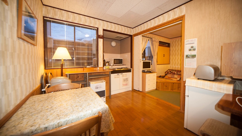 Country Inn Canadian House 21/50