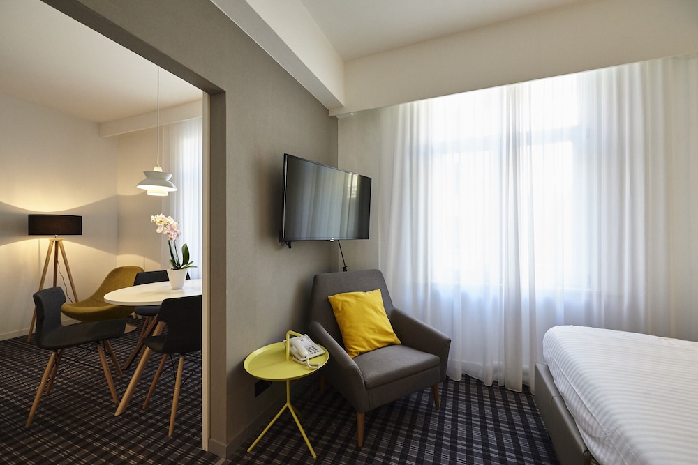 Leopold Hotel Ostend 30/72