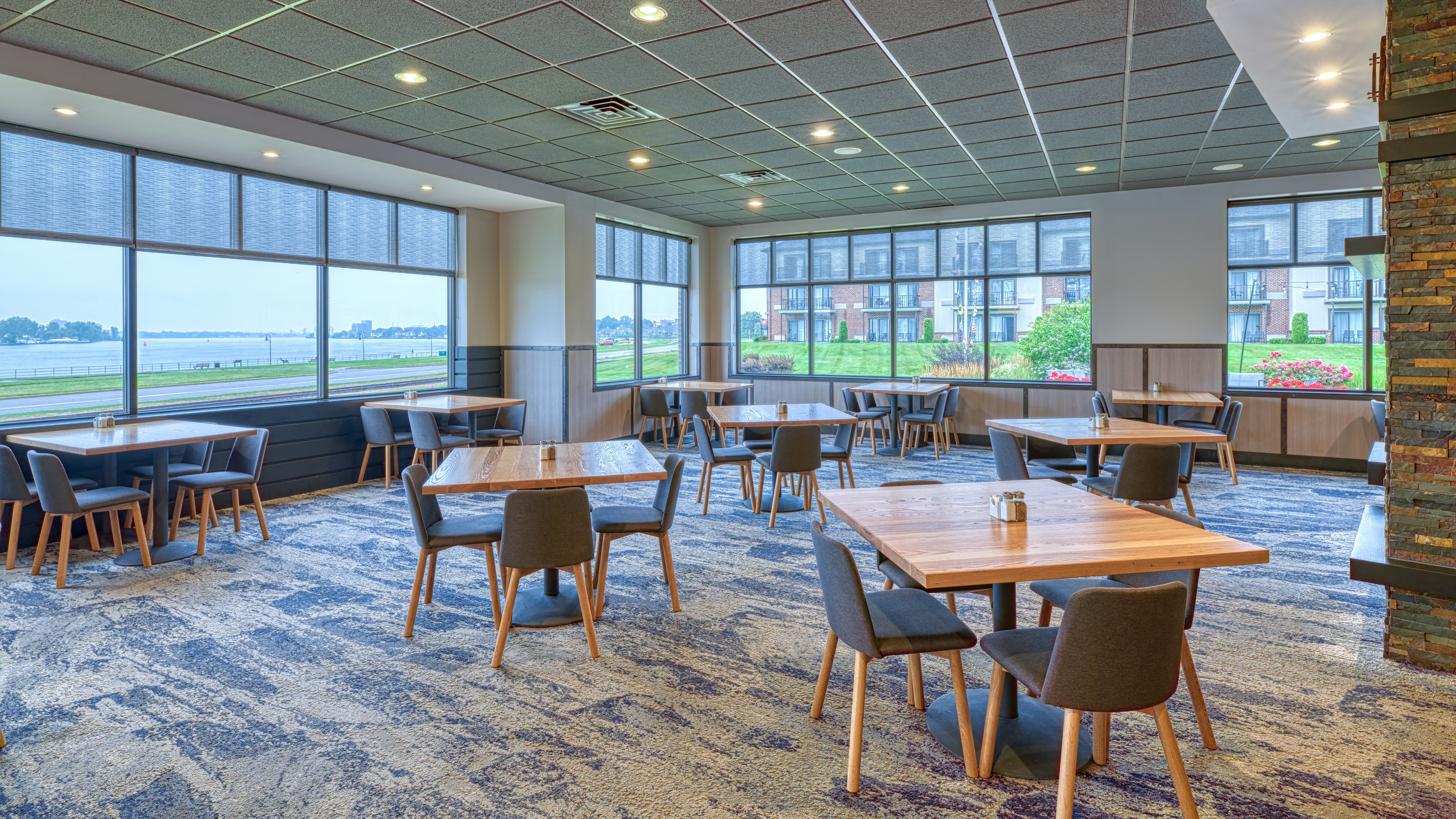 Doubletree By Hilton Port Huron 29/51