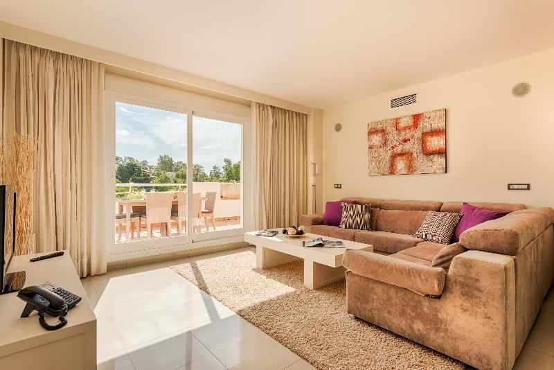 3 Bedrooms, Duplex, Apartment, Sextuple