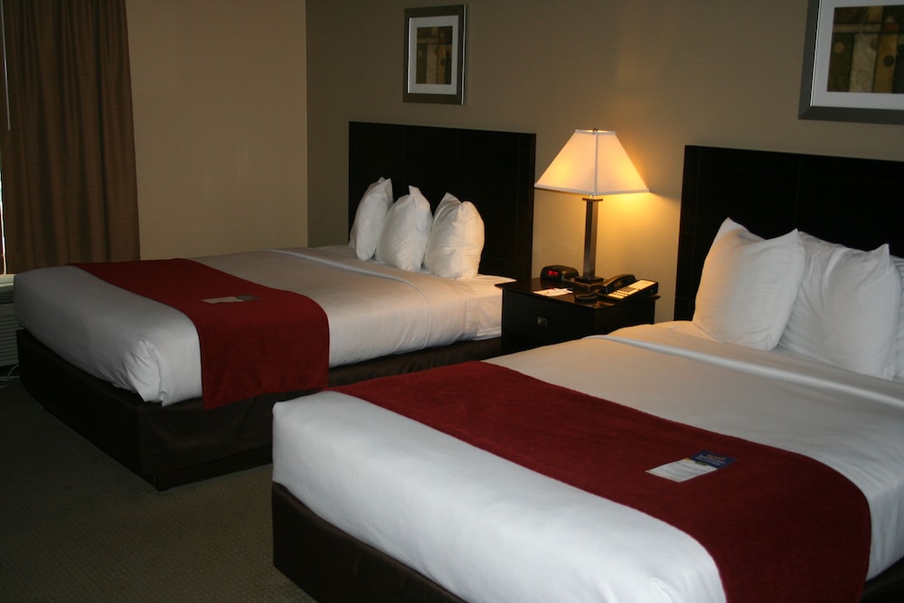 Mainstay Suites Camp Lejeune 10/38