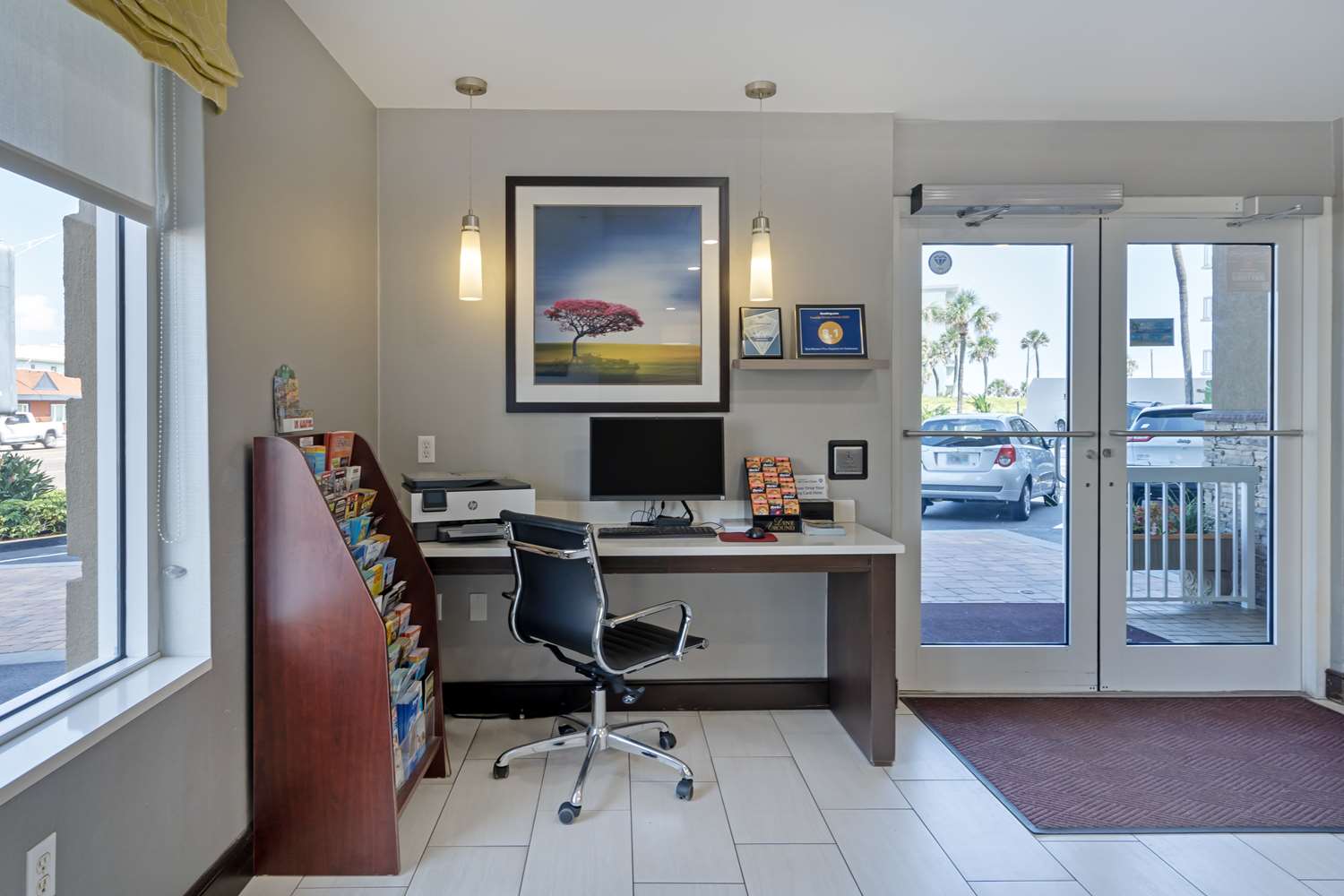 Best Western Plus Daytona Inn Seabreeze Oceanfront 38/47