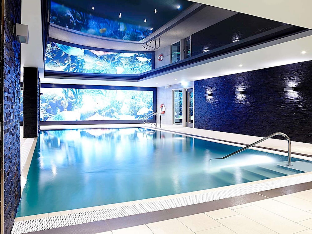 Novotel London Brentford 47/79
