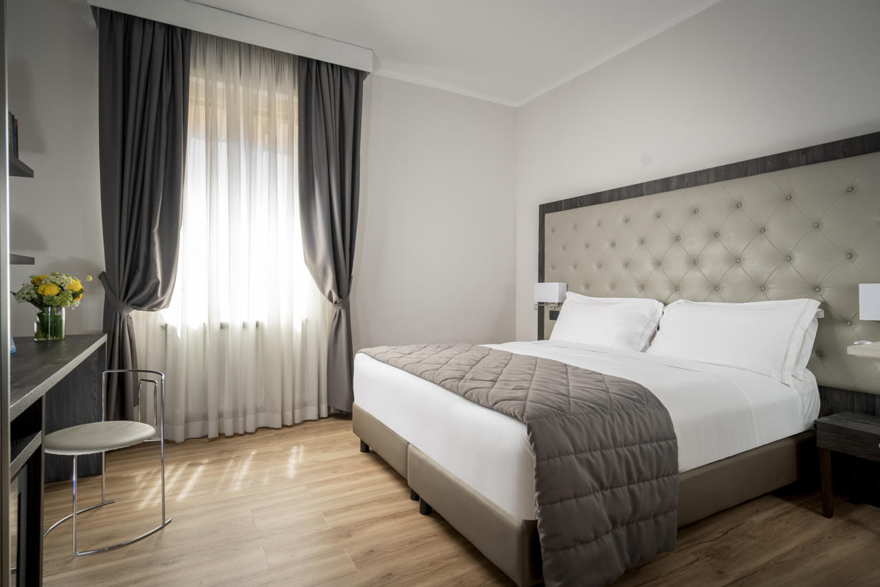 Hotel Re Enzo 53/102