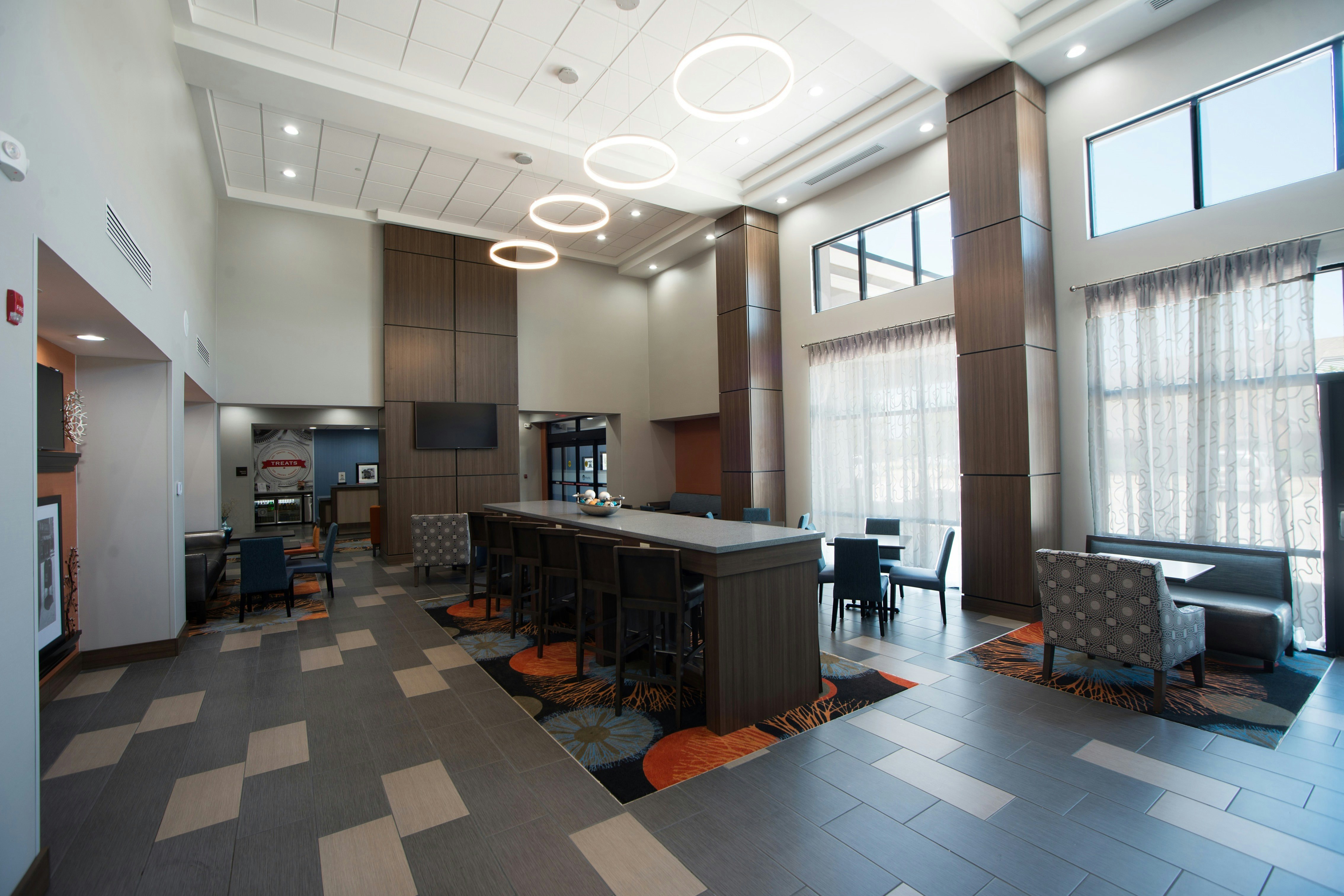 Hampton Inn & Suites Stillwater West 26/39