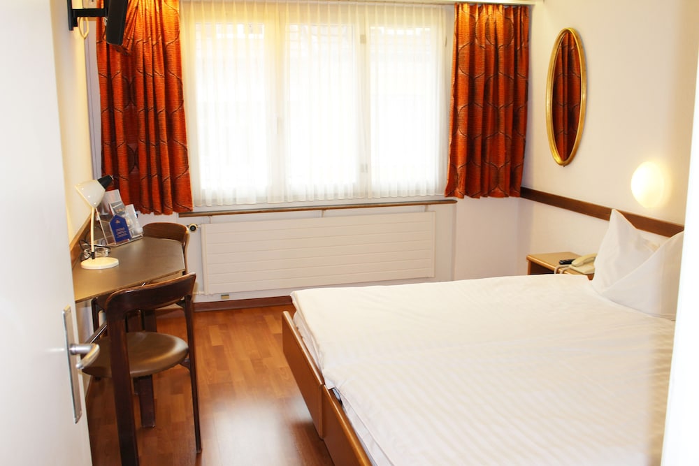 TOP Hotel Rothaus 27/67