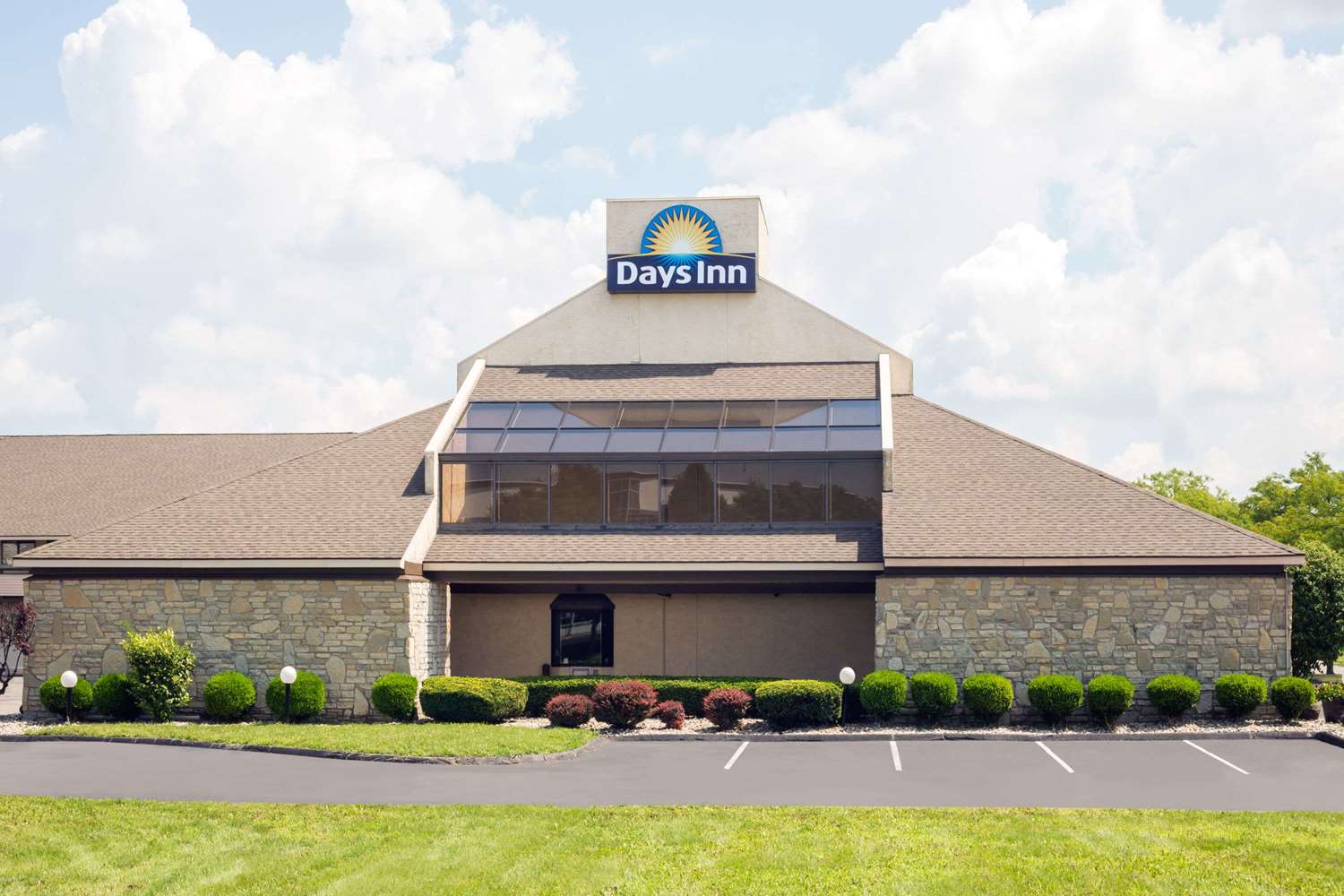 Days Inn By Wyndham Maumee/Toledo 1/7