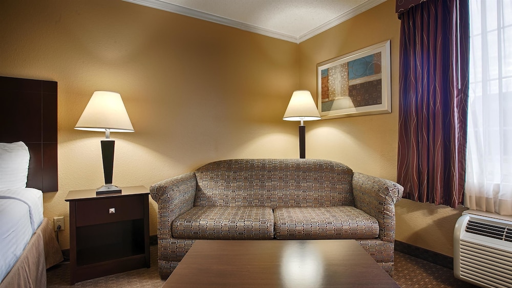 BEST WESTERN NATCHITOCHES INN 11/27