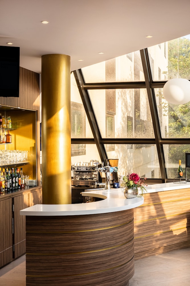 MERCURE TOURS SUD 12/77