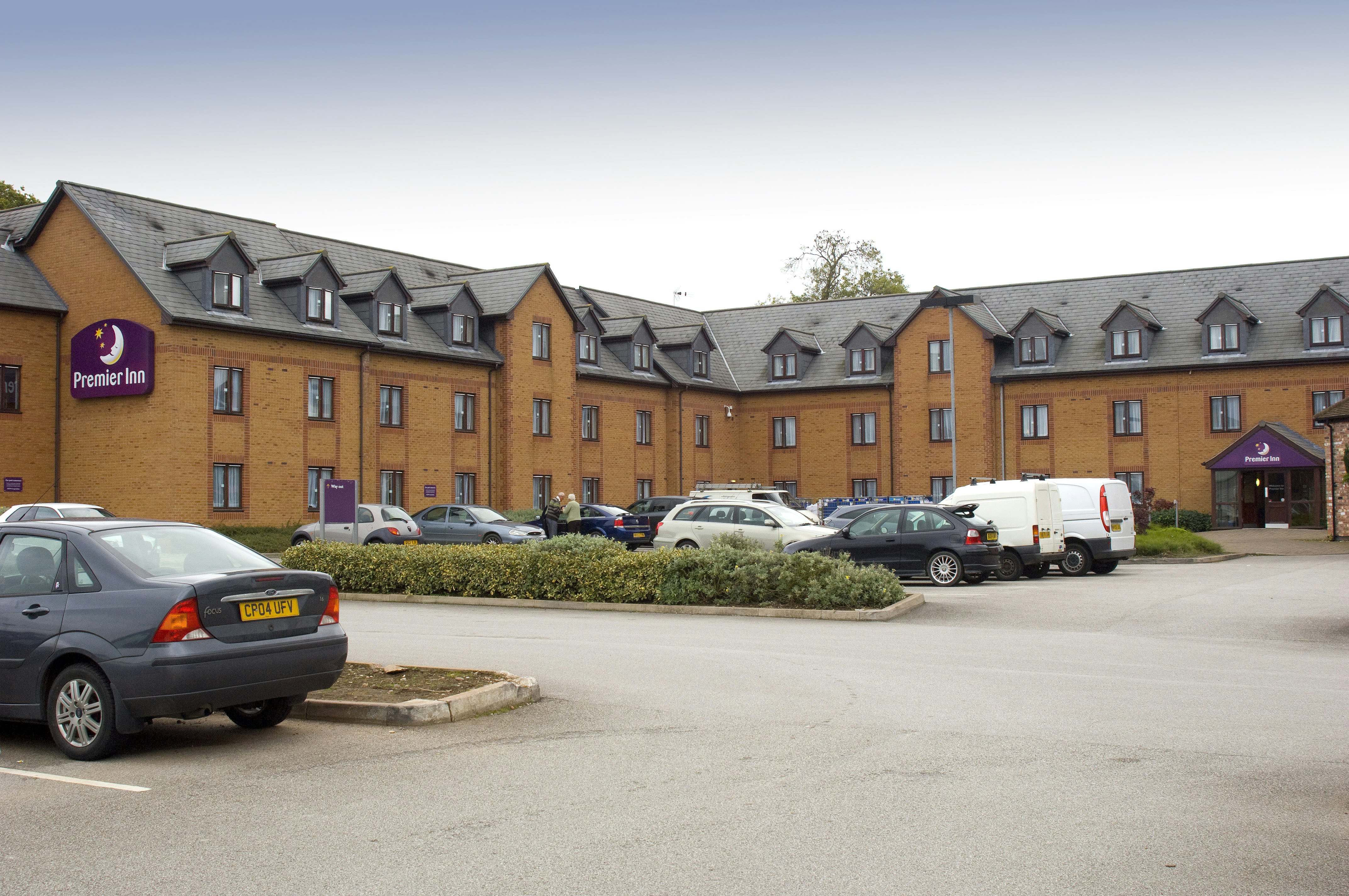 Premier Inn Stafford North (Hurricane) 18/22