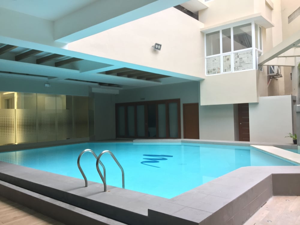 Mezzo Hotel 23/42