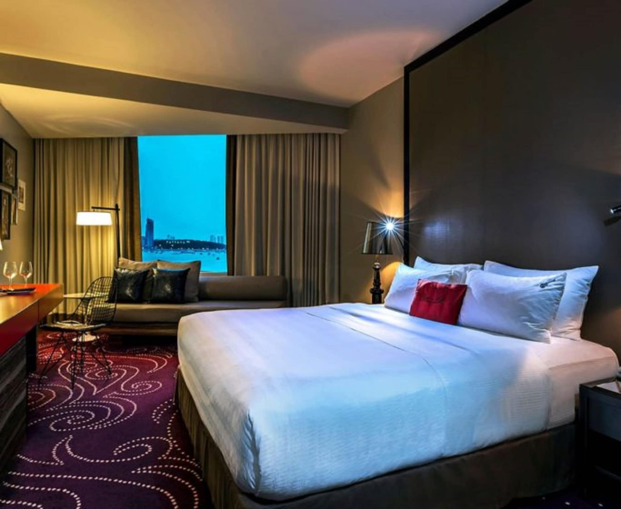 Deluxe, King Bed, Sea View