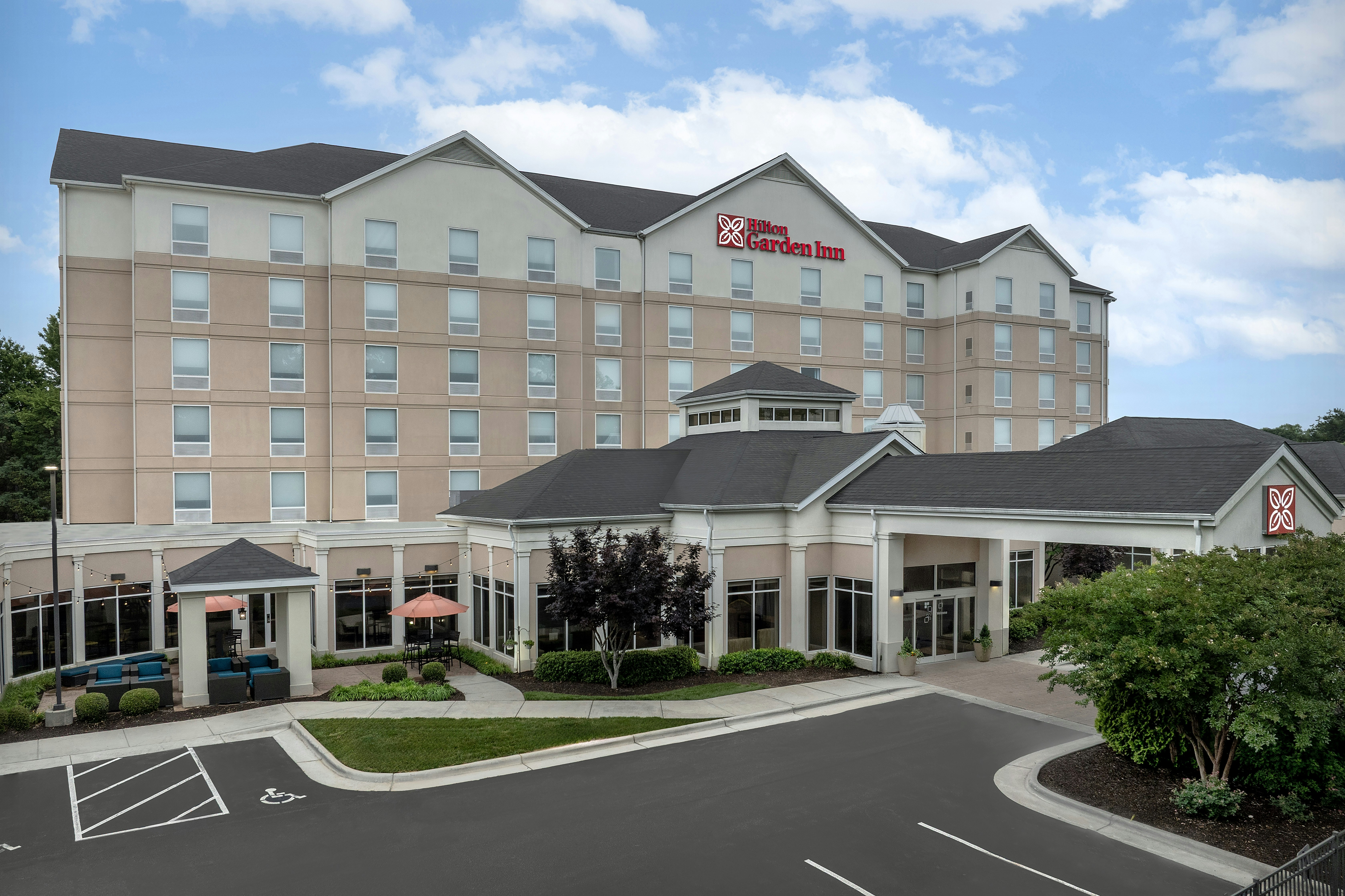 Hilton Garden Inn Greensboro Airport 3/50