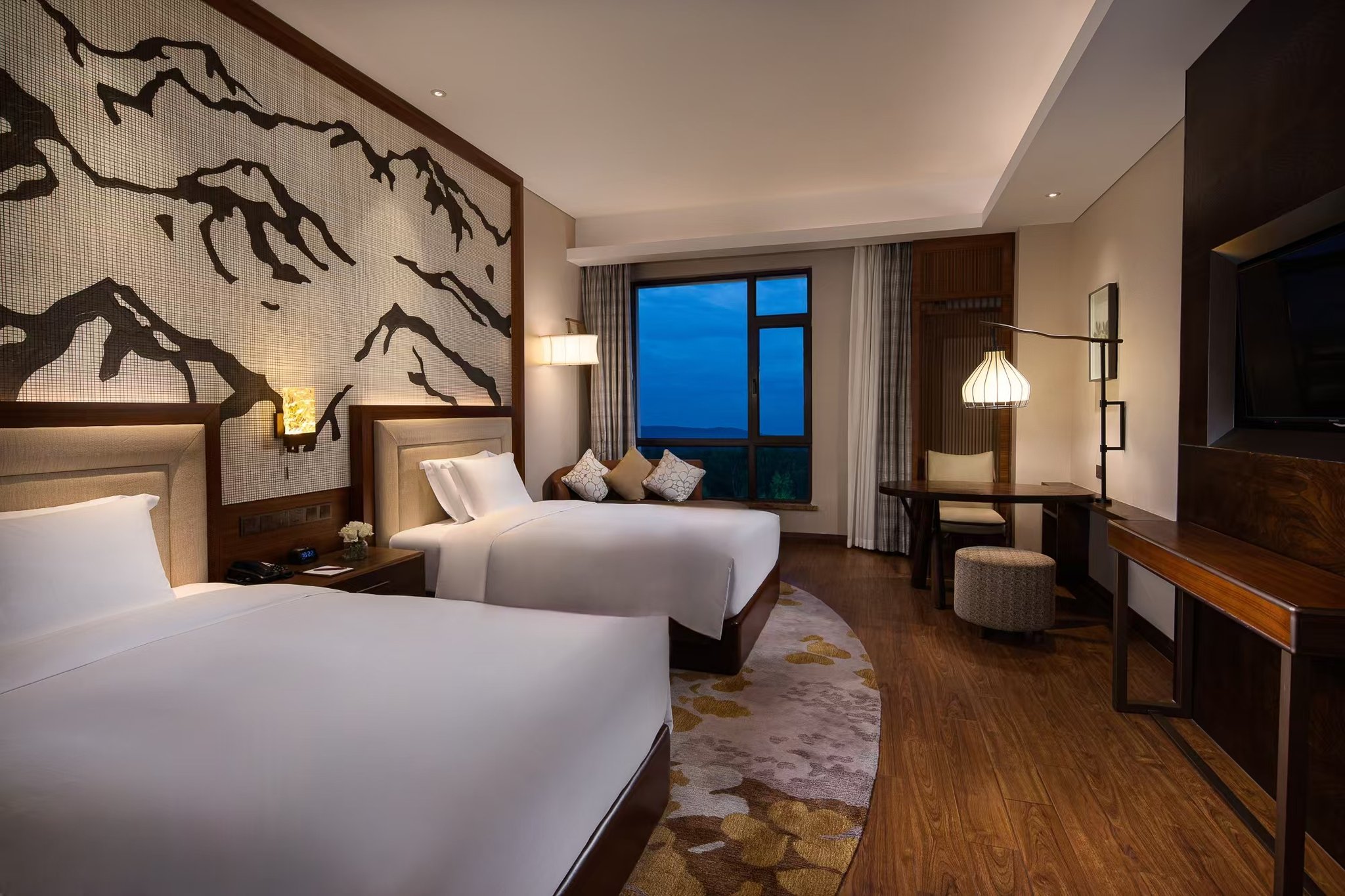 CROWNE PLAZA RESORT CHANGBAISHAN HOT SPRING 10/50