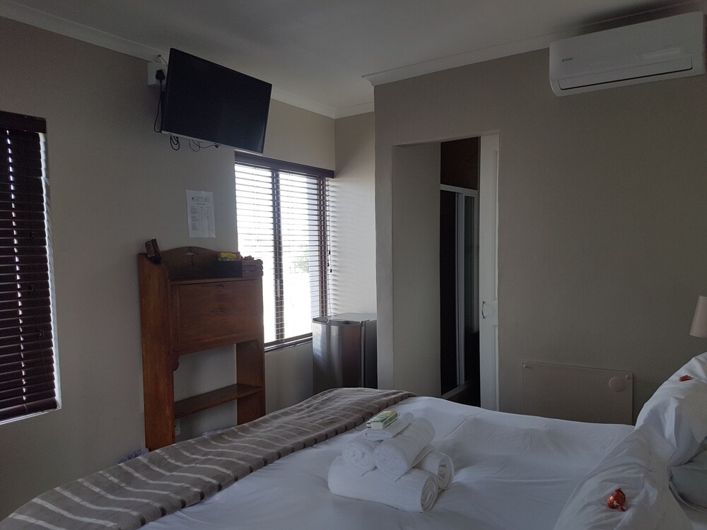 Melkbosch Guesthouse 13/50