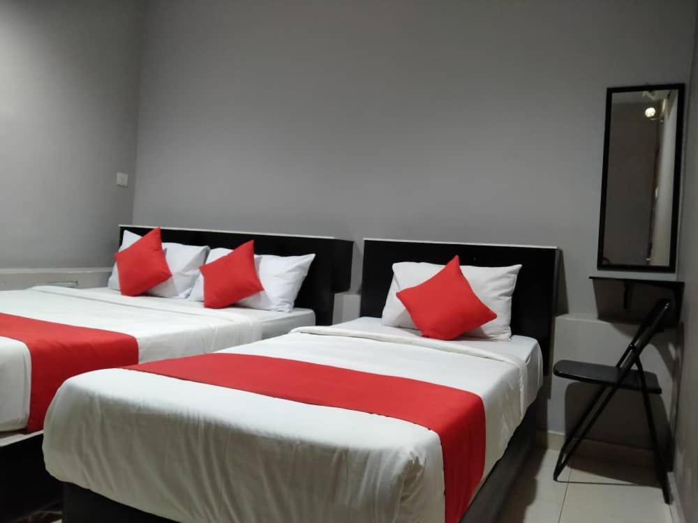 Oyo 44097 Avatarr Hotel 13/49
