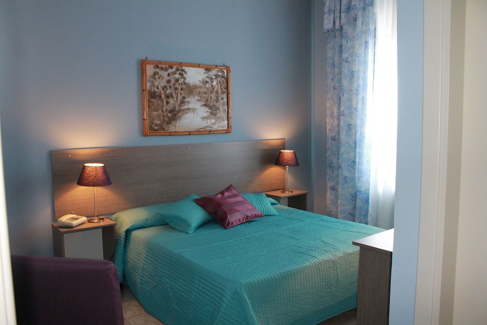 Miramare photo5