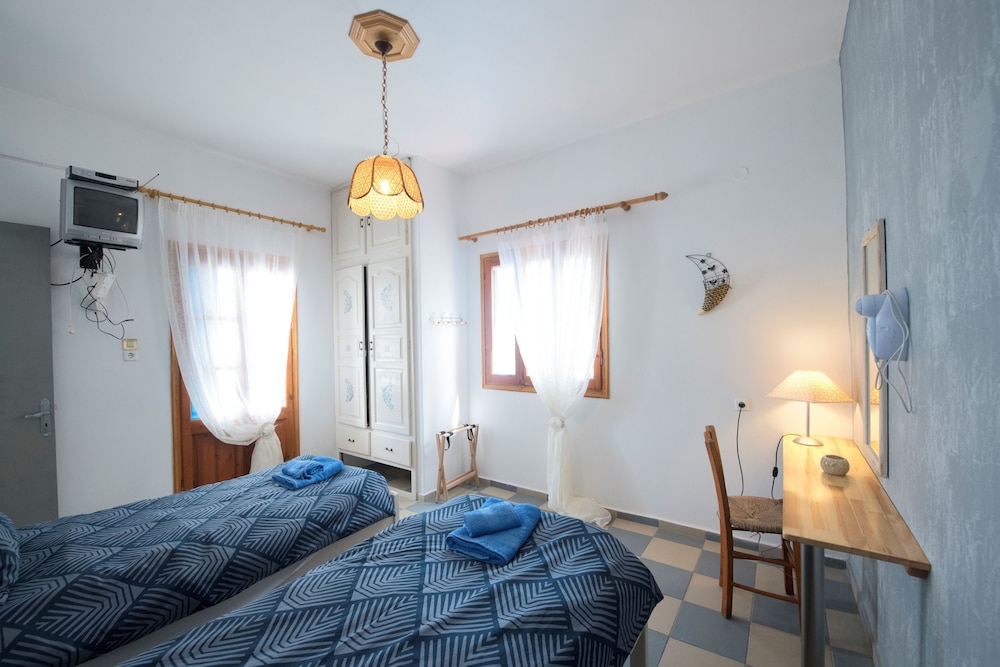 Panorama Studios & Apartments 30/66