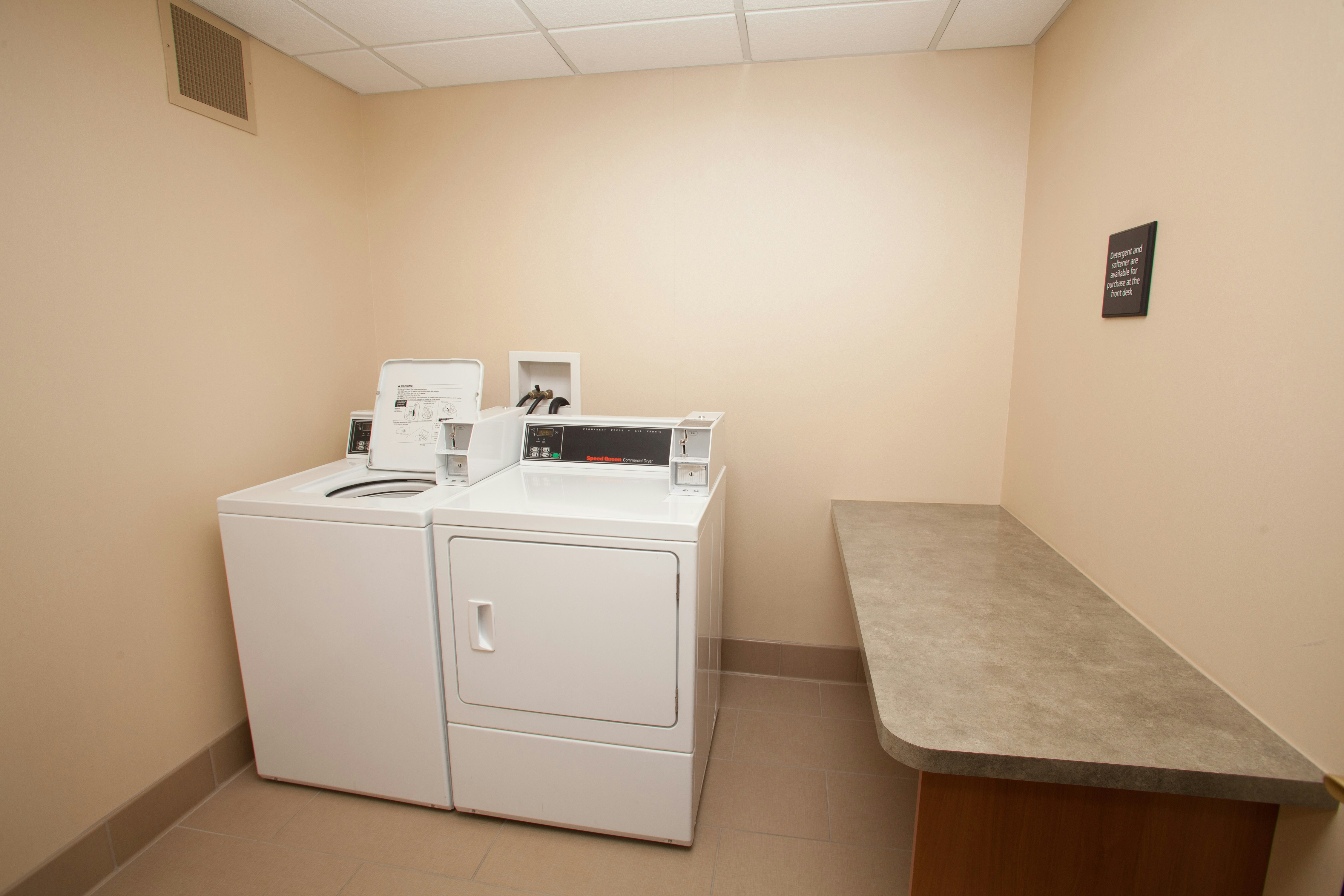 Hampton Inn Elmira Horseheads Ny 17/17