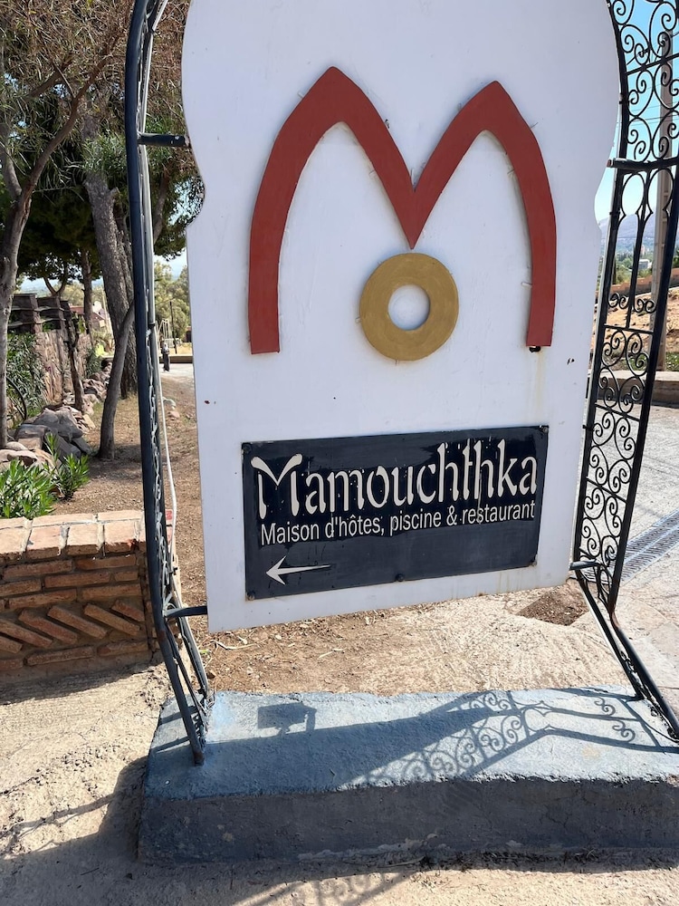 Chez Mamouchthka 43/44