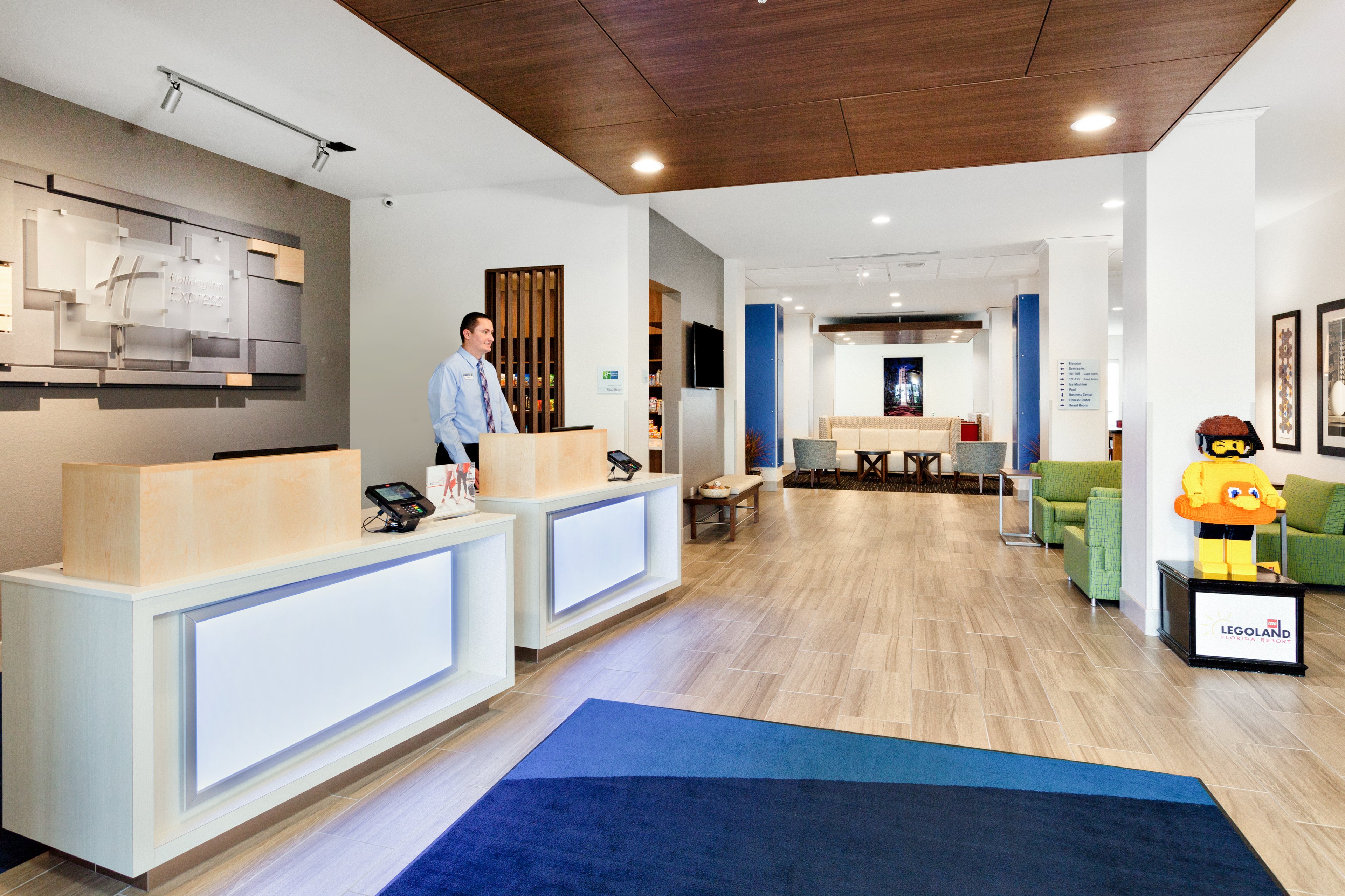 Holiday Inn Express Lake Wales N-Winter Haven 14/71