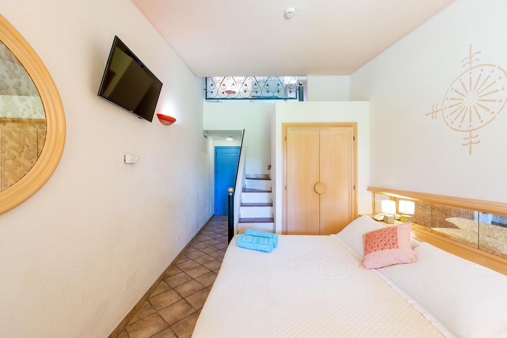 Sant'elmo Beach Hotel 11/48