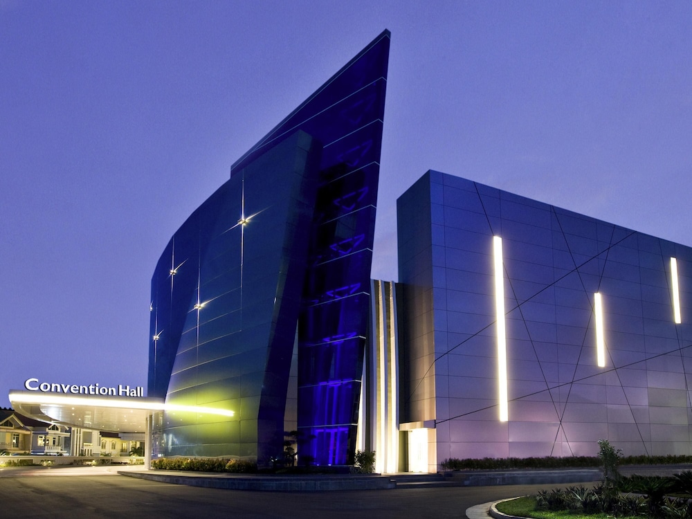 Novotel Bangka Hotel & Convention Centre 2/75