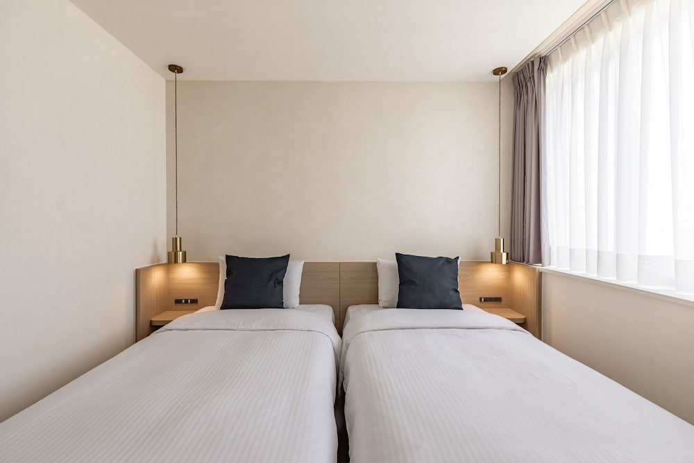 STANDARD, TWIN BEDS