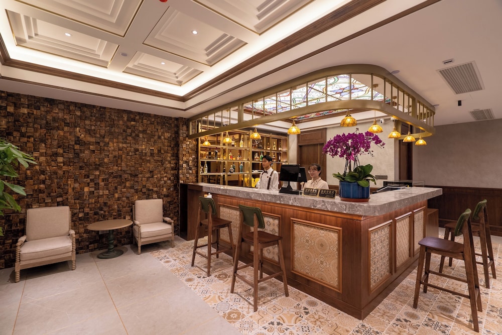 Nostalgia Hotel (Shanghai Fudan University) 12/50
