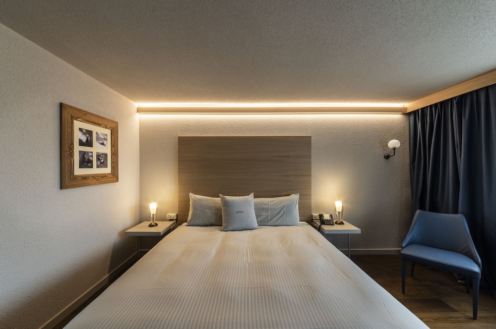 HOTEL CAPRICE 13/55