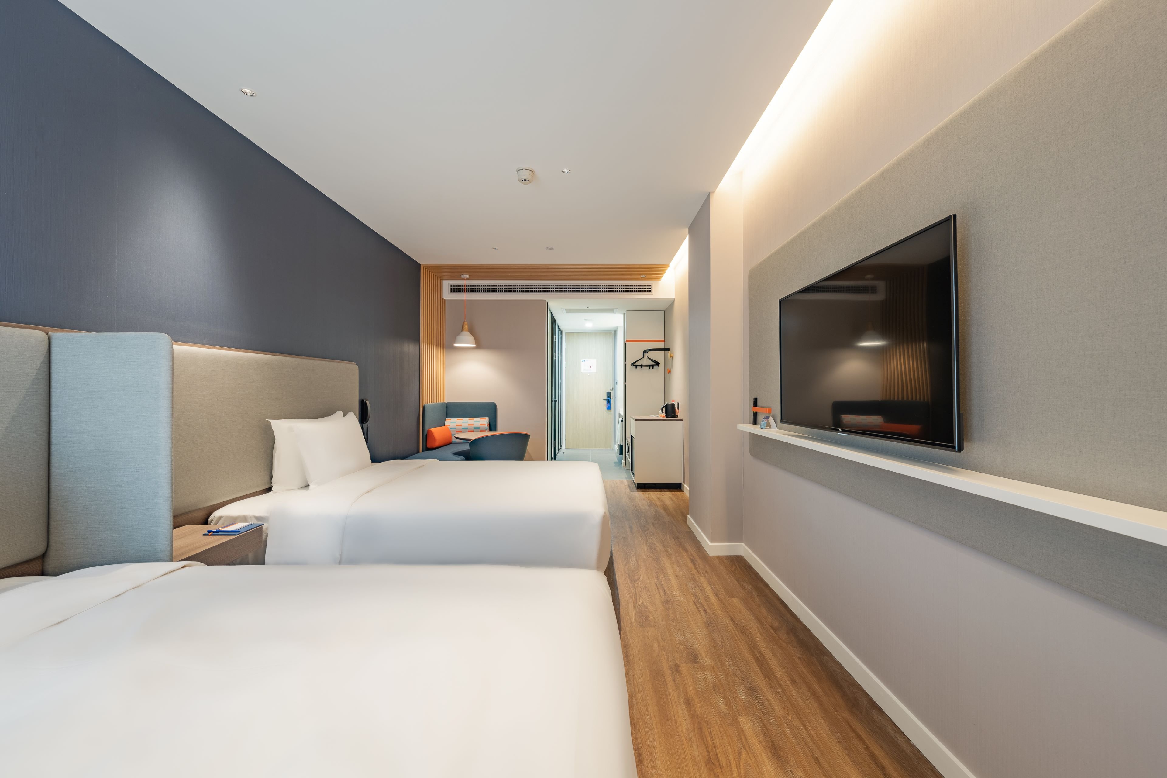 HOLIDAY INN EXPRESS Shanghai Expo Centre 14/50