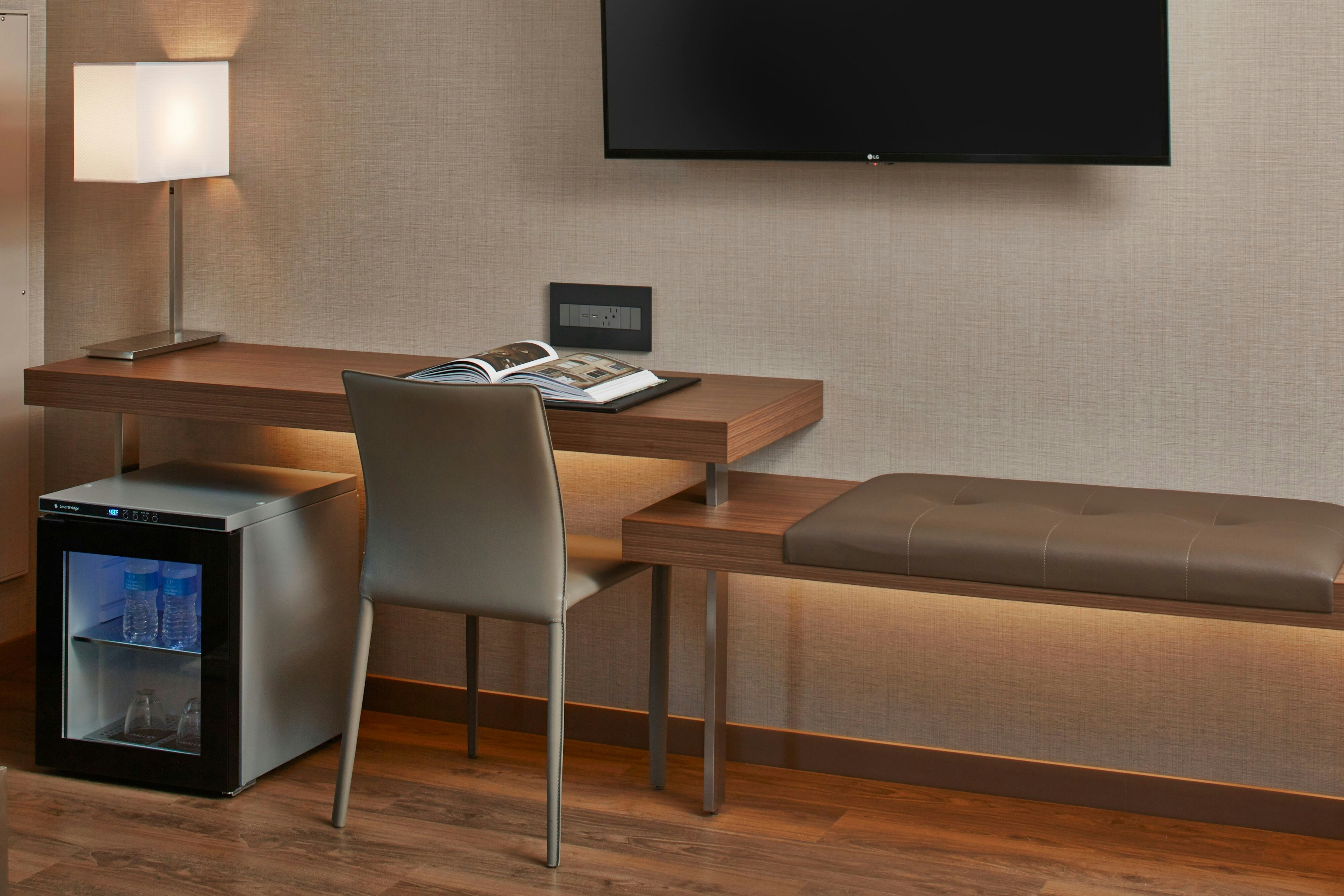 Ac Hotel By Marriott Minneapolis Downtown 35/44