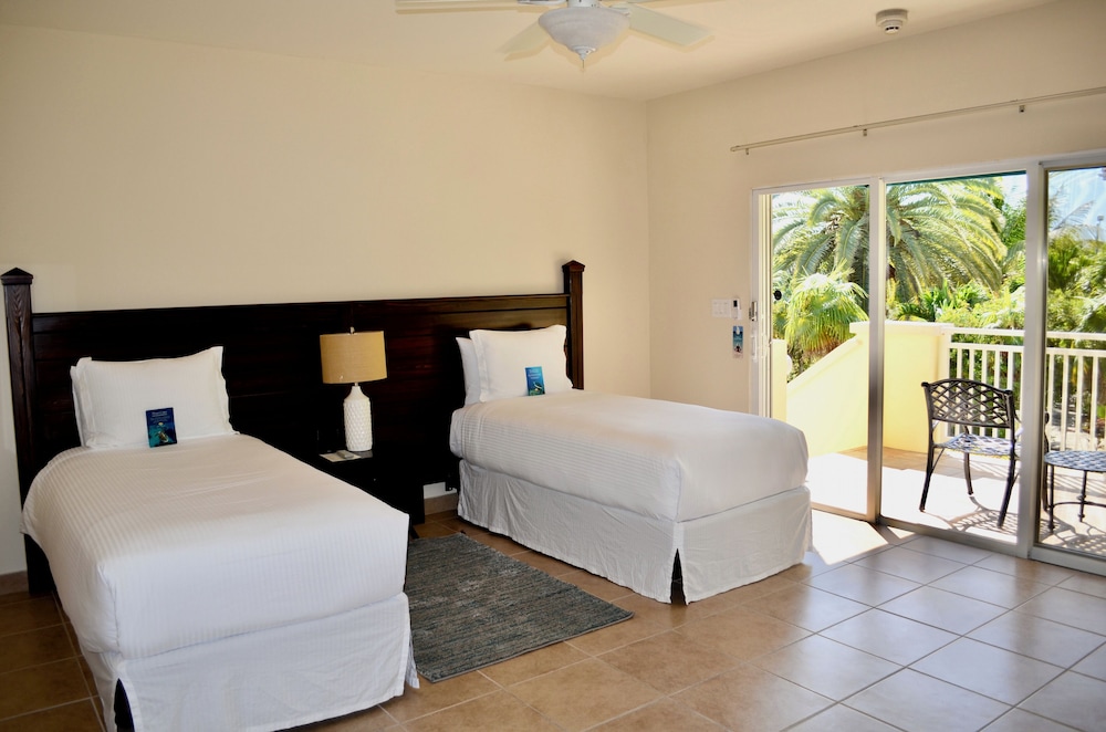 3 BEDROOMS, BUNGALOW
